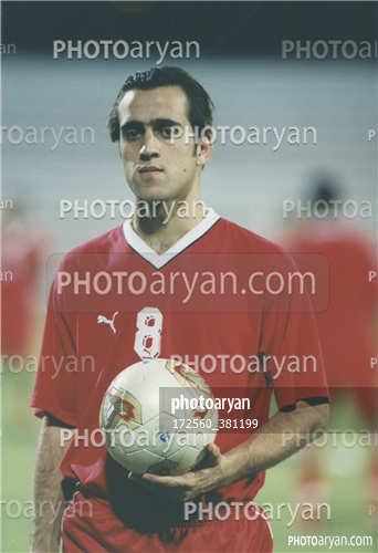 بازیکنان دهه های مختلف فوتبال ایران 40-علی کریمی Ali Karimi,