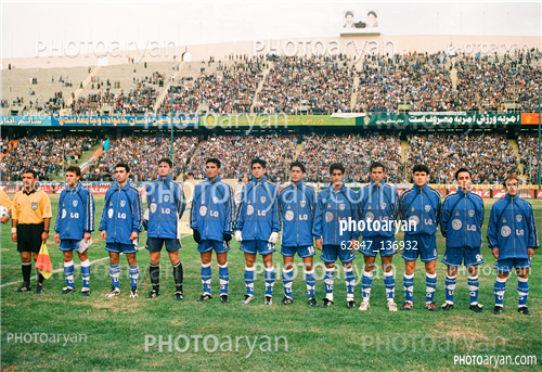 بازیکنان دهه های مختلف فوتبال ایران20-مهدی هاشمی نصب,جواد زرینچه,محمود فکری,پرویز برومند,سیروس دین محمدی,فرزاد مجیدی,علی سامره,