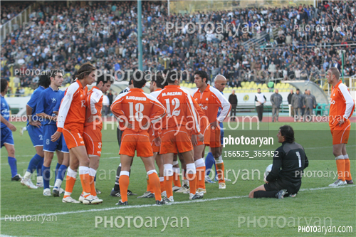 استقلال 0-سایپا 0  (1384/12/13)-