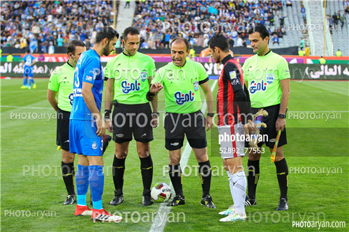 استقلال 4 -سیاه جامگان  1 (97/01/17)-کاپیتان ها,پژمان منتظری,سید حسین زرگر,حسین بادامکی,کمیل غلامی,آرمان اسعدی,بابک عباسقلی,