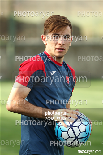 تمرین پرسپولیس در ورزشگاه خیریه عمل 96/02/23-فرشاد احمدزاده,