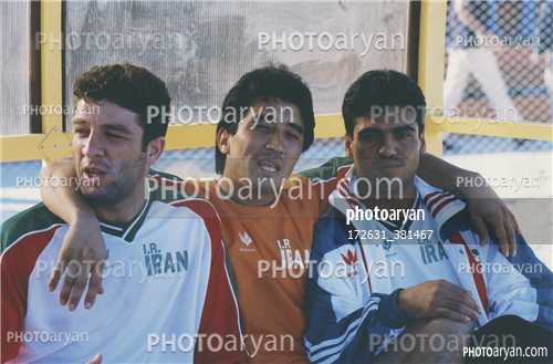 بازیکنان دهه های مختلف فوتبال ایران 40-اسماعیل حلالی,خداداد عزیزی  Khodadad Azizi,ستار همدانی,