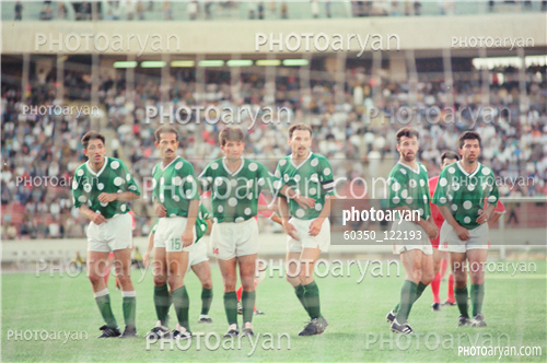 بازیکنان دهه های مختلف فوتبال ایران 16-محمد خاکپور,حمید استیلی,آرش نوآموز,علی اصغر مدیر روستا,مارکار اقاجانیان,علی‌اکبر یوسفی,