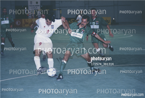 بازیکنان دهه های مختلف فوتبال ایران 40-وحید شمسایی,