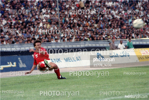 بازیکنان دهه های مختلف فوتبال ایران 6-جواد زرینچه,