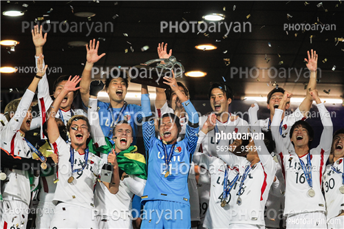 پرسپولیس 0 -کاشیما انتلرز 0 (97/08/19)-kwoun suntae,hugo leonardo serejo,yuma suzuki,shuto yamamoto,shuto yamamoto,sergio antonio junior,jung seung hyun,Ryota Nagaki,Yasushi Endo,Mitsuo Ogasawara,