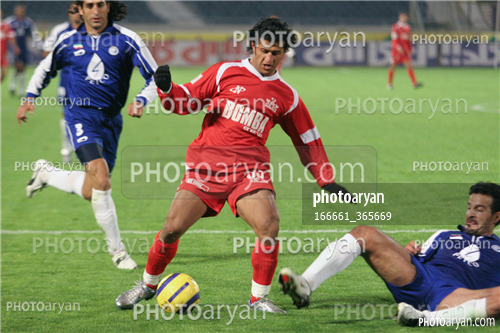 پرسپولیس 1-استقلال اهواز 0  (1384/09/04)-
