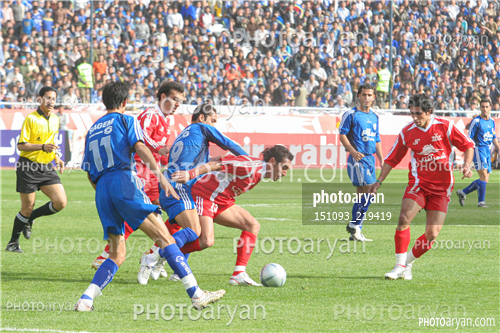 پرسپولیس 0-استقلال 0 (1384/12/19)-