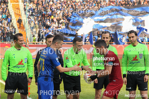 استقلال 1 -شهر خودرو  0 (98/09/14)-اکبر صادقی,وریا غفوری,سعید علی نژادیان,علی بای,محمدرضا ابوالفضلی,اشکان خورشیدی,علی اصغر مومنی,