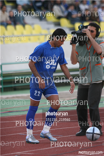 استقلال 1-شموشک نوشهر 1 (1384/12/26)-