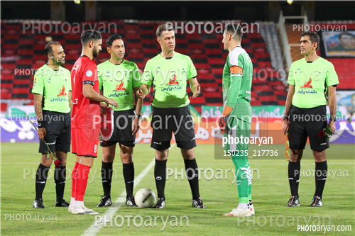 پرسپولیس  3-تراکتور 1 (1400/05/03)-محمدرضا اخباری,احمد نورالهی,محمدحسین زاهدی فر,داوران و کاپیتانها,