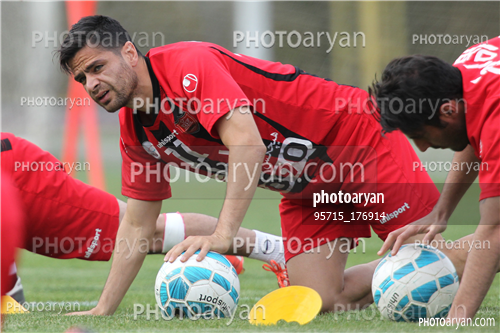 تمرین پرسپولیس در ورزشگاه درفشی فر 95/02/13-کمال کامیابی نیا,علیرضا نورمحمدی,