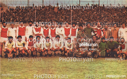 اسکن شده از عکسهای مجلات-ابراهیم قاسمپور,علی پروین  Ali Parvin,محمد مایلی کهن,محمد زادمهر,محمود خوردبین,ناصر حجازی,رضا وطن خواه,بیژن ذالفقار نصب,نصراله عبدالهی,محمد دادکان,مهدی دینورزاده,رضا عادلخانی,صفر ایرانپاک,محمود حقیقیان,