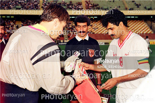 بازیکنان دهه های مختلف فوتبال ایران 19-سیروس قایقران,