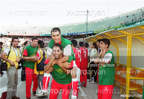 بازیکنان دهه های مختلف فوتبال ایران21-اسماعیل حلالی,رضا جباری,بهنام ابوالقاسم پور,