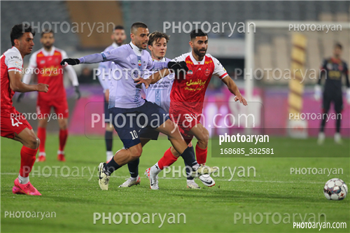 پرسپولیس 2-تراکتور 0  (1402/12/02)-