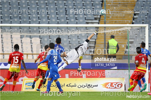 استقلال 1-فولاد خوزستان 0-96/01/12-سید حسین حسینی,