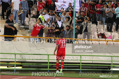 استقلال 0 (4)- نساجی مازندران  0 (5)  (1401/01/22)-تماشاگران,عبدالکریم اسلامی,