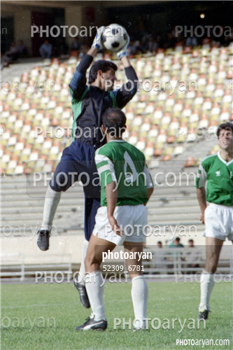 بازیکنان دهه های مختلف فوتبال ایران 12-نادر باقری,محمد خاکپور,