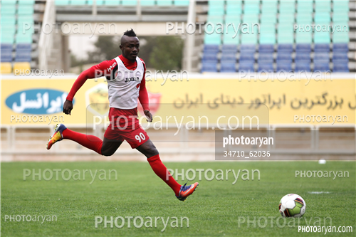 تمرین پرسپولیس ( 96/07/12)-گادوین منشاGodwin Mensha,