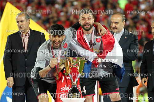 جشن قهرمانی تیم فوتبال پرسپولیس 96/01/30-علیرضا بیرانوند,بوژیدار رادوشویچ,مهدی تاج,دکتر مسعود سلطانی فر ,