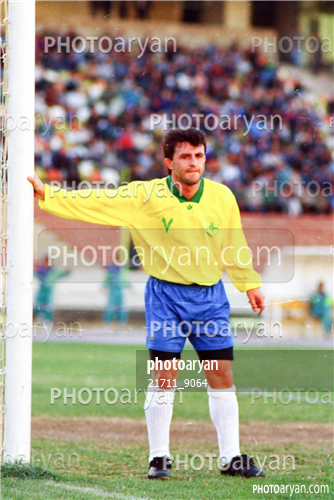 بازیکنان دهه های مختلف فوتبال ایران 6-مسعود استیلی,