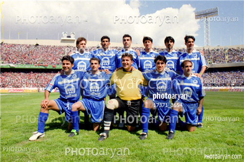 استقلال 1-پرسپولیس 1-1378/01/20-رضا حسن زاده,جواد زرینچه,فرهاد مجیدی,محمود فکری,پرویز برومند,سیروس دین محمدی,هاشم حیدری,محمد تقوی,سهراب بختیاری زاده,محمد نوازی,فرد ملکیان,