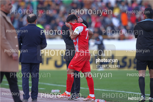 پرسپولیس  2-تراکتور  0    (1403/11/07)-محمد خدا بنده لو,