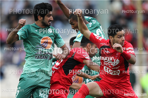 پرسپولیس 3-ذوب آهن اصفهان 3-96/02/09-حسین ماهینی,کمال کامیابی نیا,سید محمد حسینی,جری ریکاردو,