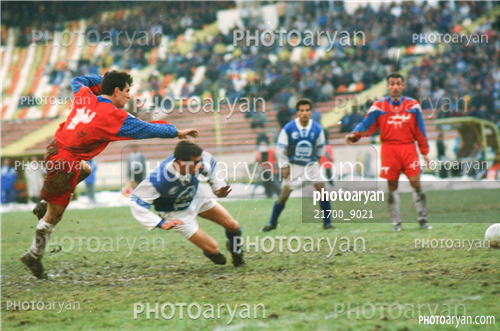 بازیکنان دهه های مختلف فوتبال ایران 6-علی لطیفی,فرد ملکیان,