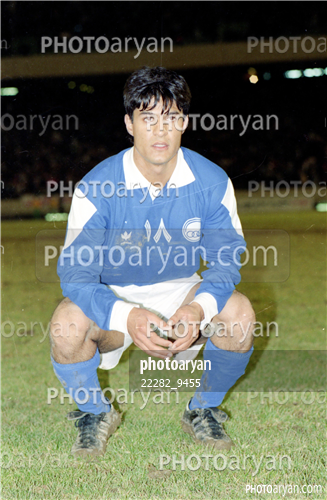 بازیکنان دهه های مختلف فوتبال ایران 8-علی حاج اکبری,