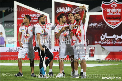 مراسم اهدای جام قهرمانی لیگ برتر (99/05/17) -شجاع خلیل زاده,محسن ربیع خواه,علی علیپور,احمد نورالهی,محمد نادری,