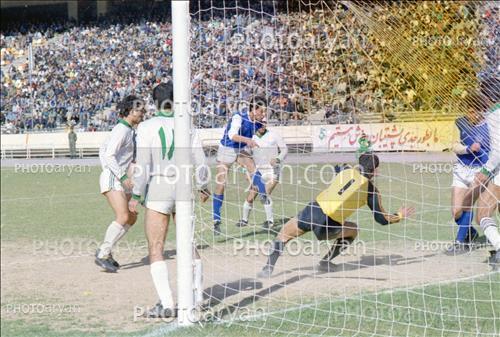 <span style='background: #33747a;box-shadow: 2px 3px 5px black;font-weight: 300;font-size: 10px;border-radius: 2px;margin: 2px;color: #fff;padding: 2px 5px;font - size: 10px;line - height: 22px; '>نا مشخص</span> 