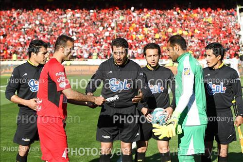 <span style='background: #33747a;box-shadow: 2px 3px 5px black;font-weight: 300;font-size: 10px;border-radius: 2px;margin: 2px;color: #fff;padding: 2px 5px;font - size: 10px;line - height: 22px; '>حسن اکرمی</span> <span style='background: #33747a;box-shadow: 2px 3px 5px black;font-weight: 300;font-size: 10px;border-radius: 2px;margin: 2px;color: #fff;padding: 2px 5px;font - size: 10px;line - height: 22px; '>سید جلال حسینی</span> <span style='background: #33747a;box-shadow: 2px 3px 5px black;font-weight: 300;font-size: 10px;border-radius: 2px;margin: 2px;color: #fff;padding: 2px 5px;font - size: 10px;line - height: 22px; '>کاپیتان ها</span> 