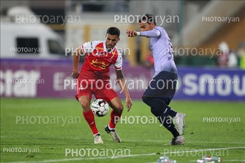 <span style='background: #33747a;font-weight: 300;font-size: 10px;box-shadow: 2px 3px 5px black;border-radius: 2px;margin: 2px;color: #fff;padding: 2px 5px;font - size: 10px;line - height: 22px; '>علی نعمتی</span> 