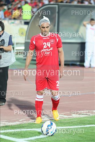 <span style='background: #33747a;box-shadow: 2px 3px 5px black;font-weight: 300;font-size: 10px;border-radius: 2px;margin: 2px;color: #fff;padding: 2px 5px;font - size: 10px;line - height: 22px; '>هادی نوروزی</span> 