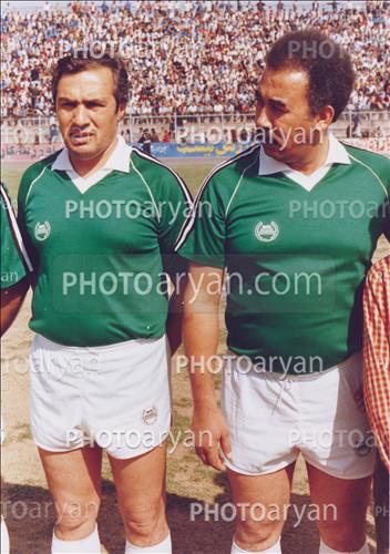 <span style='background: #33747a;box-shadow: 2px 3px 5px black;font-weight: 300;font-size: 10px;border-radius: 2px;margin: 2px;color: #fff;padding: 2px 5px;font - size: 10px;line - height: 22px; '>محراب شاهرخی</span> <span style='background: #33747a;box-shadow: 2px 3px 5px black;font-weight: 300;font-size: 10px;border-radius: 2px;margin: 2px;color: #fff;padding: 2px 5px;font - size: 10px;line - height: 22px; '>رضا وطن خواه</span> 