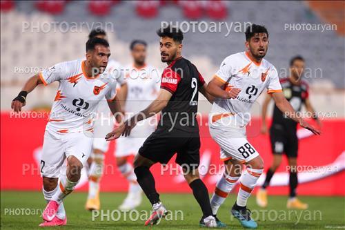 <span style='background: #33747a;font-weight: 300;font-size: 10px;box-shadow: 2px 3px 5px black;border-radius: 2px;margin: 2px;color: #fff;padding: 2px 5px;font - size: 10px;line - height: 22px; '>امید عالیشاه</span> 