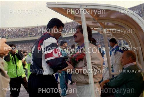 <span style='background: #33747a;box-shadow: 2px 3px 5px black;font-weight: 300;font-size: 10px;border-radius: 2px;margin: 2px;color: #fff;padding: 2px 5px;font - size: 10px;line - height: 22px; '>دربی</span> <span style='background: #33747a;box-shadow: 2px 3px 5px black;font-weight: 300;font-size: 10px;border-radius: 2px;margin: 2px;color: #fff;padding: 2px 5px;font - size: 10px;line - height: 22px; '>احمدرضا عابدزاده Ahmad Reza Abedzadeh</span> <span style='background: #33747a;box-shadow: 2px 3px 5px black;font-weight: 300;font-size: 10px;border-radius: 2px;margin: 2px;color: #fff;padding: 2px 5px;font - size: 10px;line - height: 22px; '>منصور پورحیدری</span> 