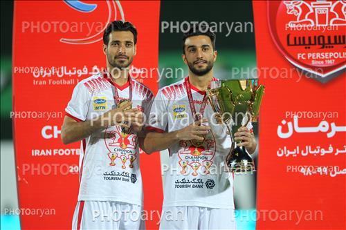 <span style='background: #33747a;box-shadow: 2px 3px 5px black;font-weight: 300;font-size: 10px;border-radius: 2px;margin: 2px;color: #fff;padding: 2px 5px;font - size: 10px;line - height: 22px; '>شجاع خلیل زاده</span> <span style='background: #33747a;box-shadow: 2px 3px 5px black;font-weight: 300;font-size: 10px;border-radius: 2px;margin: 2px;color: #fff;padding: 2px 5px;font - size: 10px;line - height: 22px; '>سیامک نعمتی</span> 