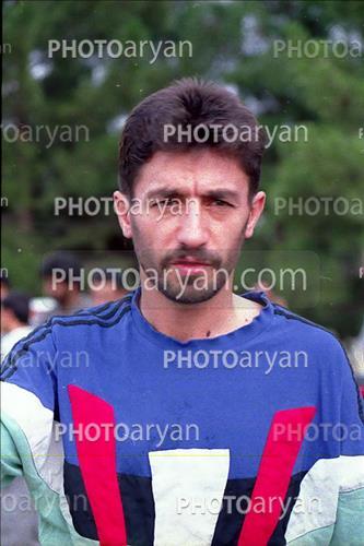 <span style='background: #33747a;box-shadow: 2px 3px 5px black;font-weight: 300;font-size: 10px;border-radius: 2px;margin: 2px;color: #fff;padding: 2px 5px;font - size: 10px;line - height: 22px; '>امیر قلعه نویی</span> 