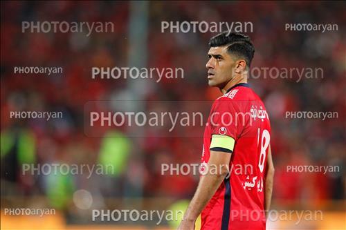 <span style='background: #33747a;box-shadow: 2px 3px 5px black;font-weight: 300;font-size: 10px;border-radius: 2px;margin: 2px;color: #fff;padding: 2px 5px;font - size: 10px;line - height: 22px; '>حامد شیری</span> 