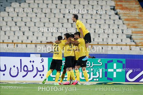 <span style='background: #33747a;box-shadow: 2px 3px 5px black;font-weight: 300;font-size: 10px;border-radius: 2px;margin: 2px;color: #fff;padding: 2px 5px;font - size: 10px;line - height: 22px; '>فرشاد احمدزاده</span> <span style='background: #33747a;box-shadow: 2px 3px 5px black;font-weight: 300;font-size: 10px;border-radius: 2px;margin: 2px;color: #fff;padding: 2px 5px;font - size: 10px;line - height: 22px; '>رامین رضائیان</span> <span style='background: #33747a;box-shadow: 2px 3px 5px black;font-weight: 300;font-size: 10px;border-radius: 2px;margin: 2px;color: #fff;padding: 2px 5px;font - size: 10px;line - height: 22px; '>سید محمد کریمی</span> 