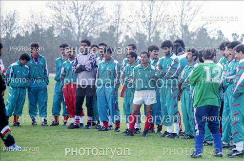 <span style='background: #33747a;font-weight: 300;font-size: 10px;box-shadow: 2px 3px 5px black;border-radius: 2px;margin: 2px;color: #fff;padding: 2px 5px;font - size: 10px;line - height: 22px; '>احمدرضا عابدزاده Ahmad Reza Abedzadeh</span> 