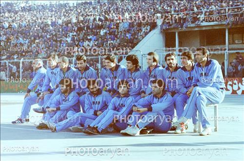 <span style='background: #33747a;box-shadow: 2px 3px 5px black;font-weight: 300;font-size: 10px;border-radius: 2px;margin: 2px;color: #fff;padding: 2px 5px;font - size: 10px;line - height: 22px; '>رحیم میرآخوری</span> <span style='background: #33747a;box-shadow: 2px 3px 5px black;font-weight: 300;font-size: 10px;border-radius: 2px;margin: 2px;color: #fff;padding: 2px 5px;font - size: 10px;line - height: 22px; '>فرشاد پیوس  Farshad Pious</span> <span style='background: #33747a;box-shadow: 2px 3px 5px black;font-weight: 300;font-size: 10px;border-radius: 2px;margin: 2px;color: #fff;padding: 2px 5px;font - size: 10px;line - height: 22px; '>ناصر محمدخانی</span> 