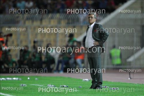 <span style='background: #33747a;font-weight: 300;font-size: 10px;box-shadow: 2px 3px 5px black;border-radius: 2px;margin: 2px;color: #fff;padding: 2px 5px;font - size: 10px;line - height: 22px; '>برانکو ایوانکویچ  Branko Ivanković </span> 