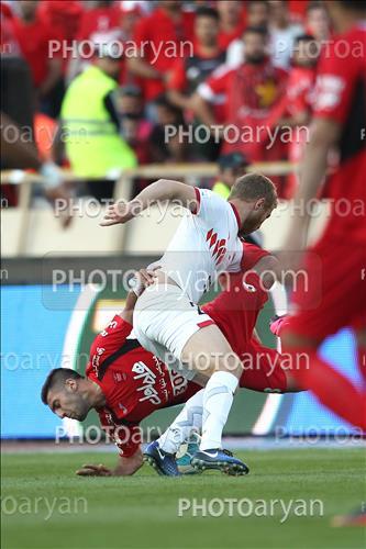 <span style='background: #33747a;box-shadow: 2px 3px 5px black;font-weight: 300;font-size: 10px;border-radius: 2px;margin: 2px;color: #fff;padding: 2px 5px;font - size: 10px;line - height: 22px; '>وارازدات هارویان</span> <span style='background: #33747a;box-shadow: 2px 3px 5px black;font-weight: 300;font-size: 10px;border-radius: 2px;margin: 2px;color: #fff;padding: 2px 5px;font - size: 10px;line - height: 22px; '>سامان نریمان جهان</span> 