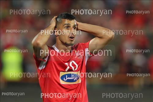 <span style='background: #33747a;font-weight: 300;font-size: 10px;box-shadow: 2px 3px 5px black;border-radius: 2px;margin: 2px;color: #fff;padding: 2px 5px;font - size: 10px;line - height: 22px; '>علی علیپور</span> 