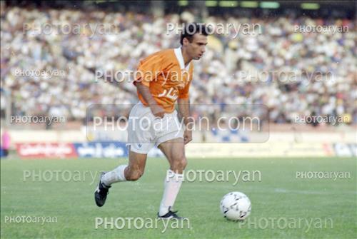 <span style='background: #33747a;box-shadow: 2px 3px 5px black;font-weight: 300;font-size: 10px;border-radius: 2px;margin: 2px;color: #fff;padding: 2px 5px;font - size: 10px;line - height: 22px; '>نا مشخص</span> 