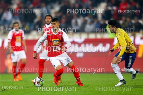 <span style='background: #33747a;font-weight: 300;font-size: 10px;box-shadow: 2px 3px 5px black;border-radius: 2px;margin: 2px;color: #fff;padding: 2px 5px;font - size: 10px;line - height: 22px; '>علی علیپور</span> 